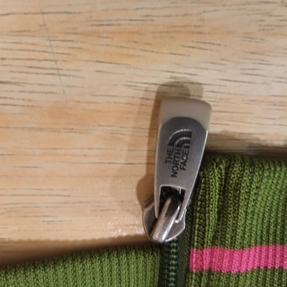 The North Face Girls M A5 SeriesOlive Green w Pink AccentsWarm-Up Jacket - Picture 10 of 15